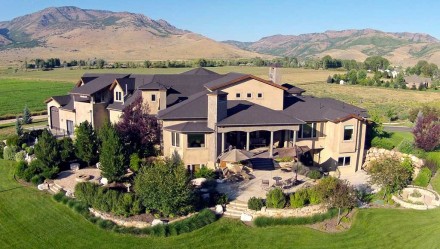 Lakes View Estates